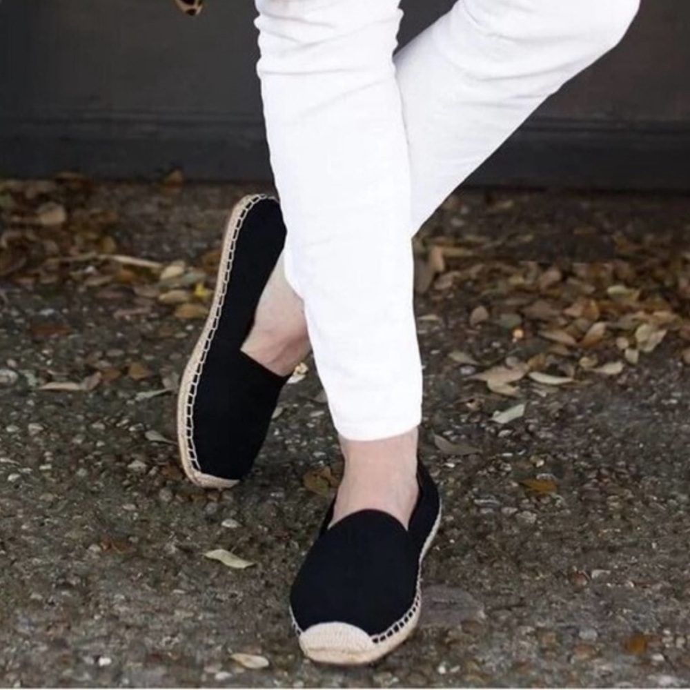 Vionic Valeri Black Espadrilles
